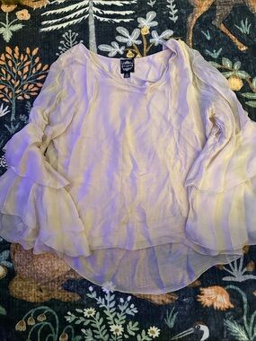 Le Marais  Paris Light Tiered Ruffle Sleeve Blouse